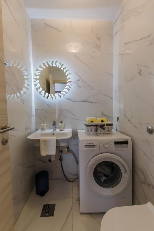 Gujinovic Apartment Tucepi Luaran gambar
