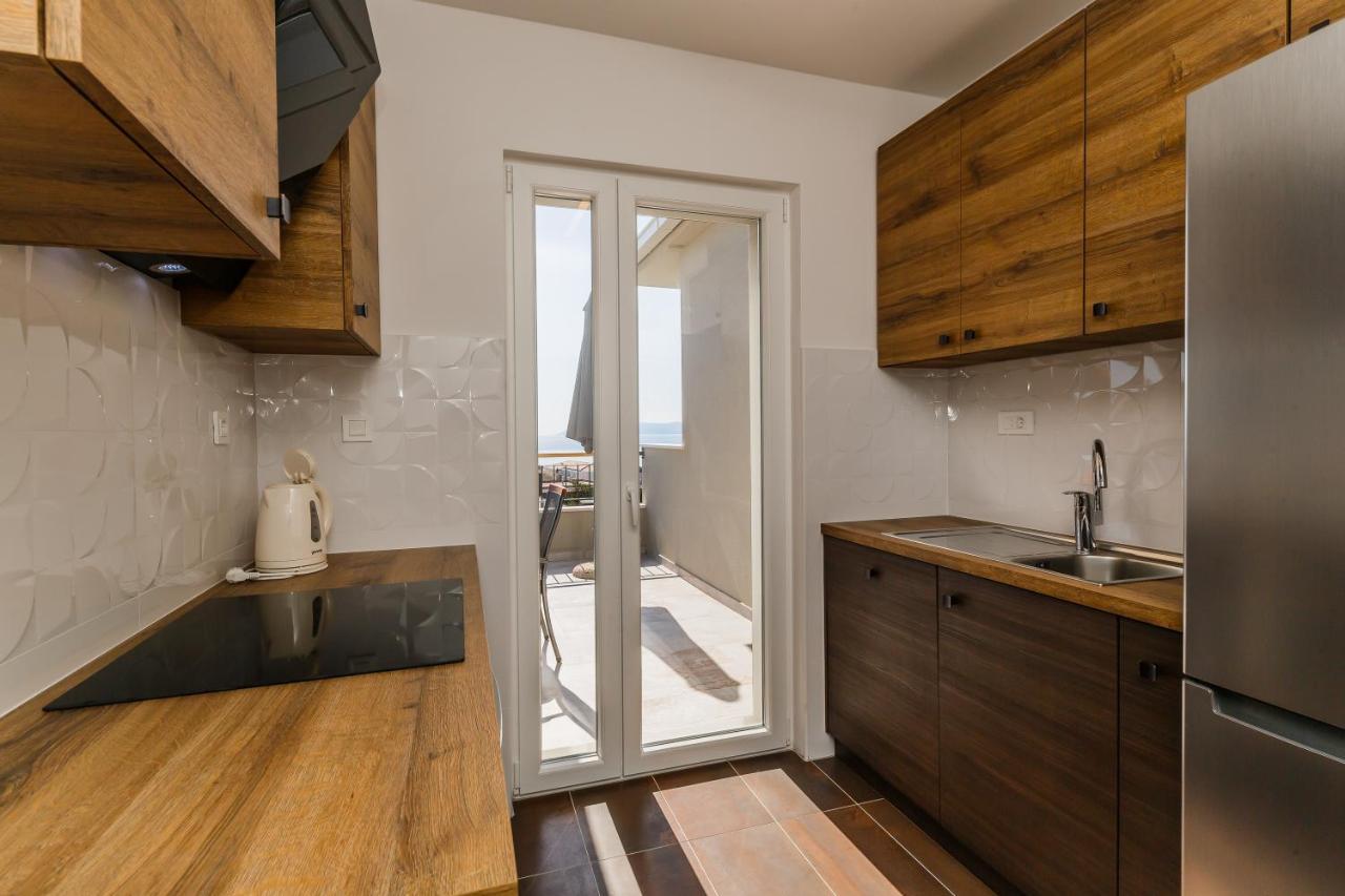 Gujinovic Apartment Tucepi Luaran gambar