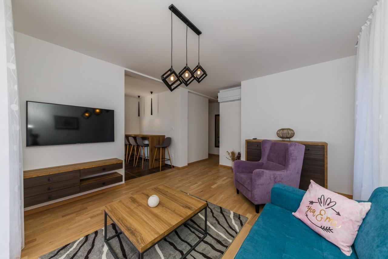 Gujinovic Apartment Tucepi Luaran gambar